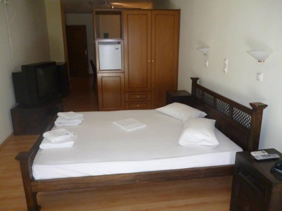 Hotel Korinthos Quarto foto